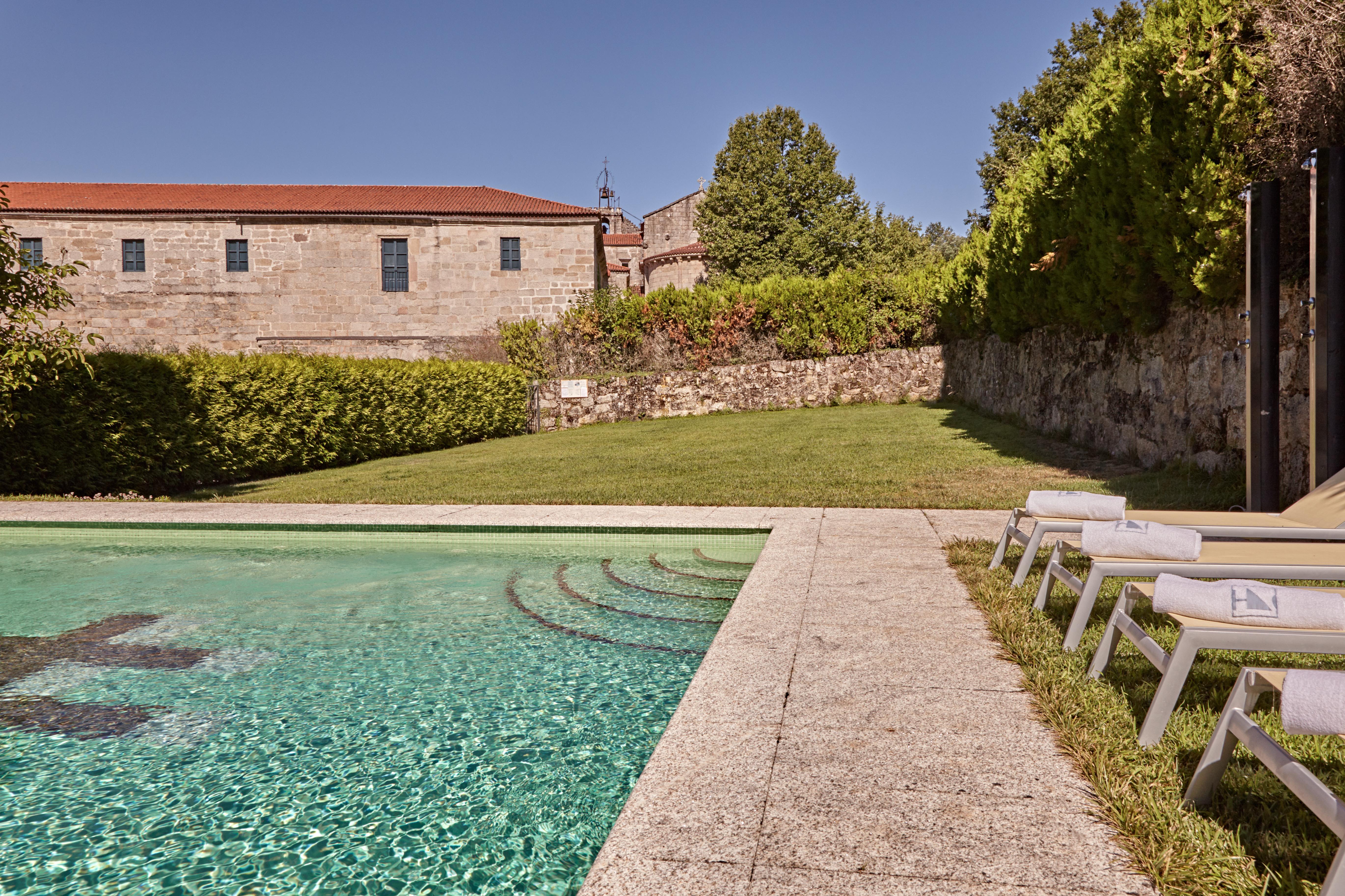 Eurostars Monumento Monasterio De San Clodio Hotel Leiro Exterior foto